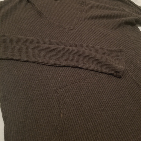 Volcom 5 shirt bundle - Picture 9 of 11